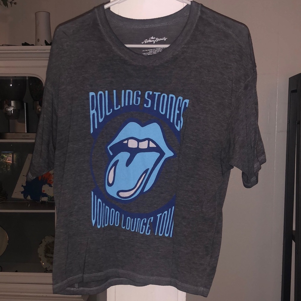 Woman’s XL shirt